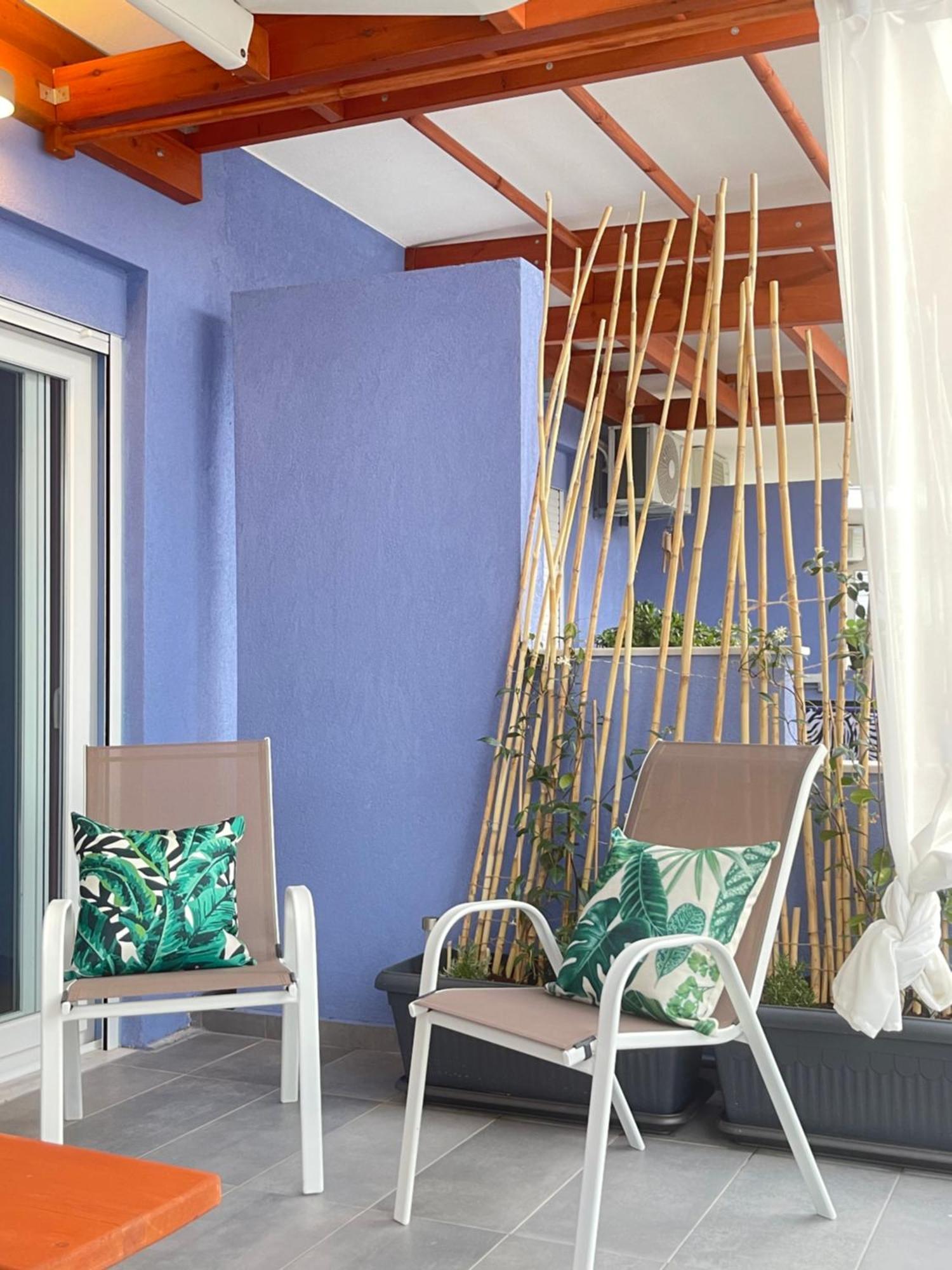 Gaia Apartment *