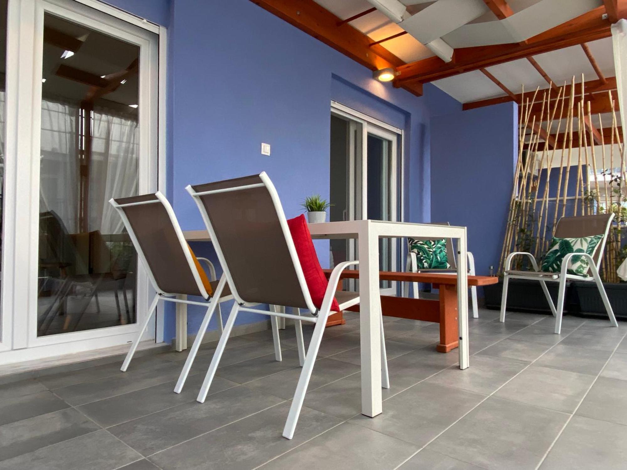 Gaia Apartment *